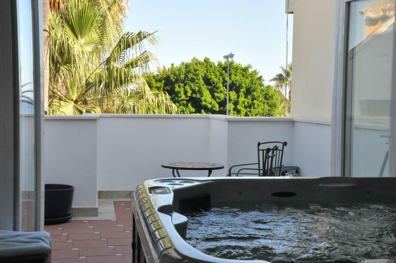 Willa Casa Tesoro Torre Del Mar Zewnętrze zdjęcie